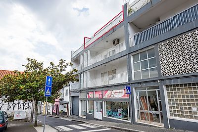 T3 remodelado com vista sobre Ponta Delgada